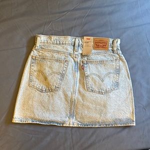 Levi’s Deconstructed Mini Skirt